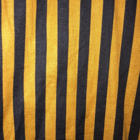 Stripped Button up - Picture 4 of 5